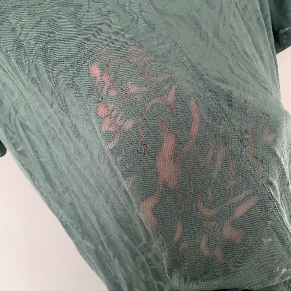 Lululemon Crescent Tee *Veil Tidewater Teal Size 6 - Picture 10 of 10